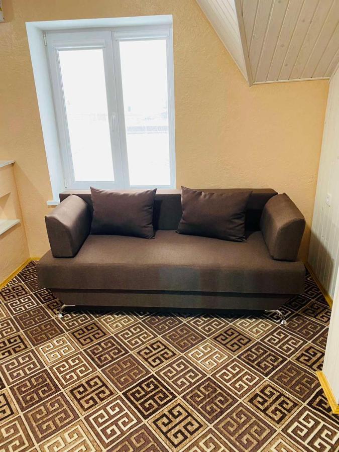 Під Явором New Hotel Drogomirchany Kültér fotó
